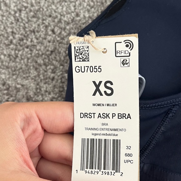 Adidas Don’t Rest Sports Bra. NWT - Picture 6 of 7